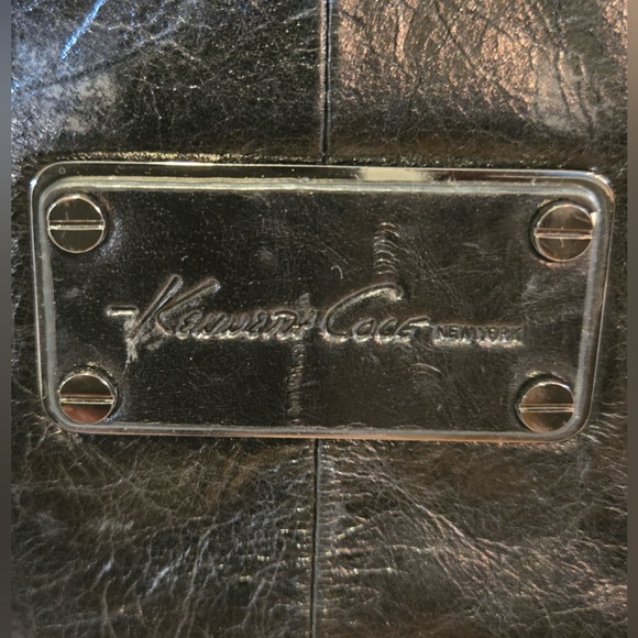 Kenneth Cole Hand Bag - Picture 7 of 16